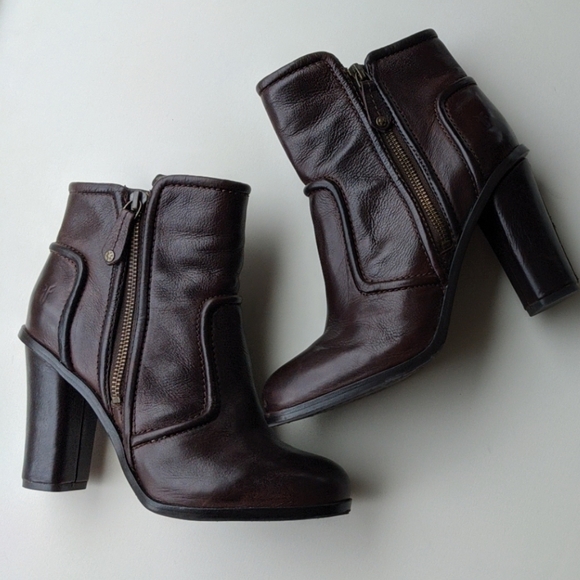 Frye Shoes - Frye Sylvia Piping Bootie